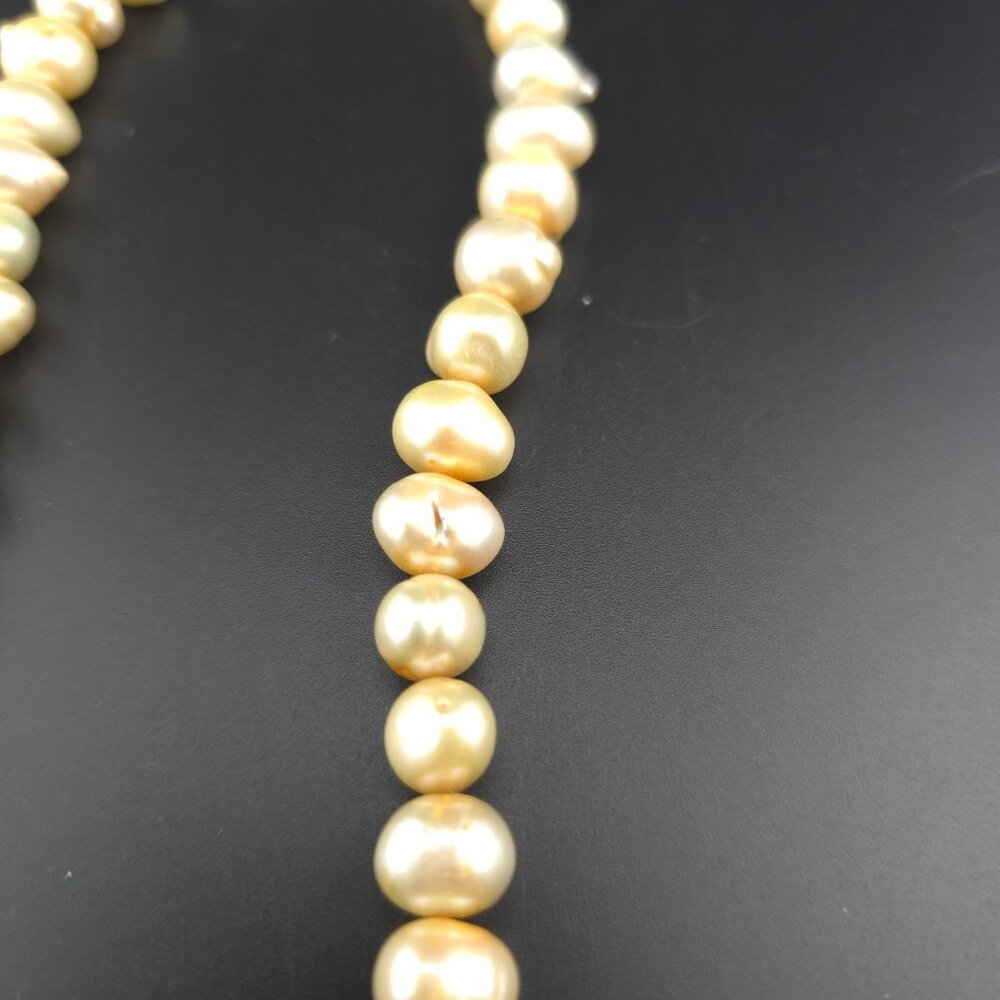 Irregular Natural Freshwater Pearl Necklace Creamy Beads Lobster Clasp - Picture 6 of 12